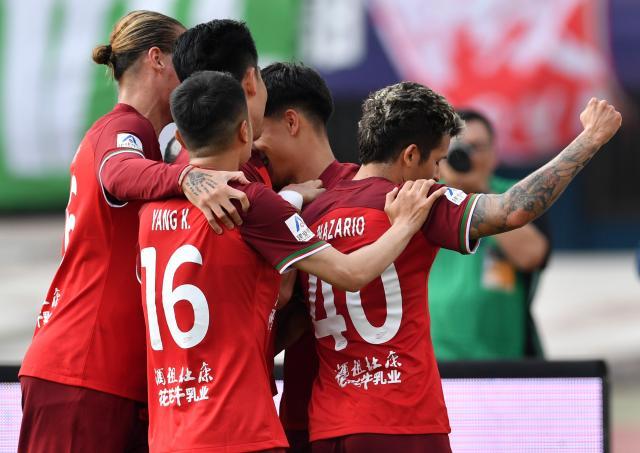 1714138412867009571.jpg 661a6fe0f3e8279bd1ada73f.jpg